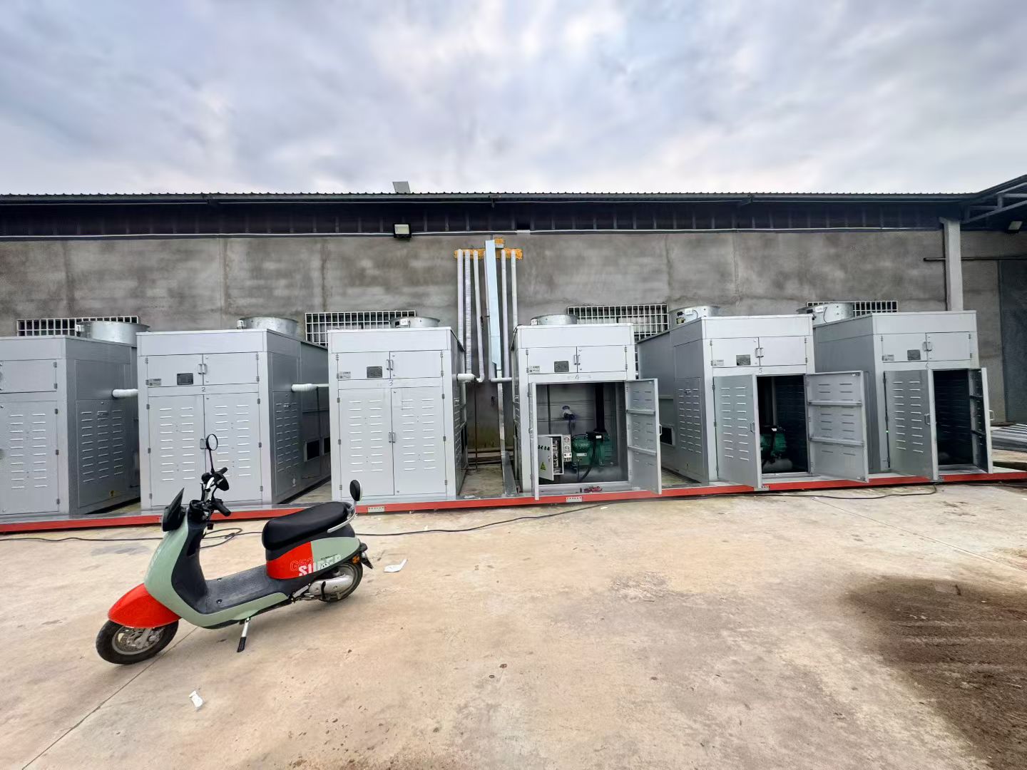 蒸發(fā)冷一體機(jī)